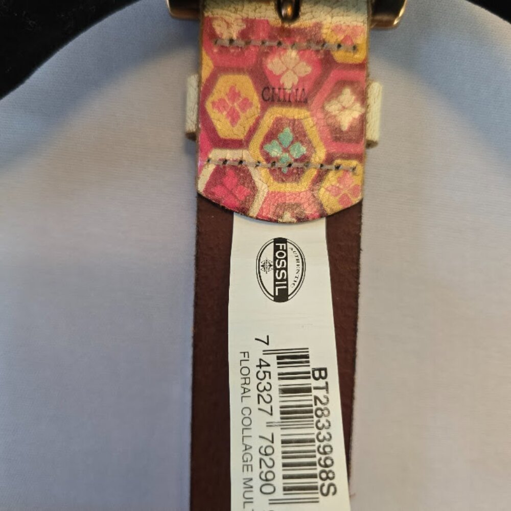 FOSSIL PATCHWORK LEATHER DESIGN FLORAL MULTI COLO… - image 5